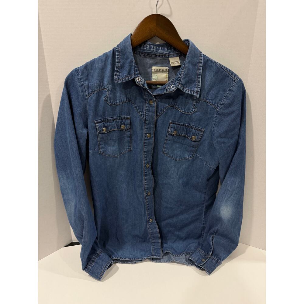 Roper Women’s Denim Shirt Medium Blue Western Snap Button Long Sleeve Top